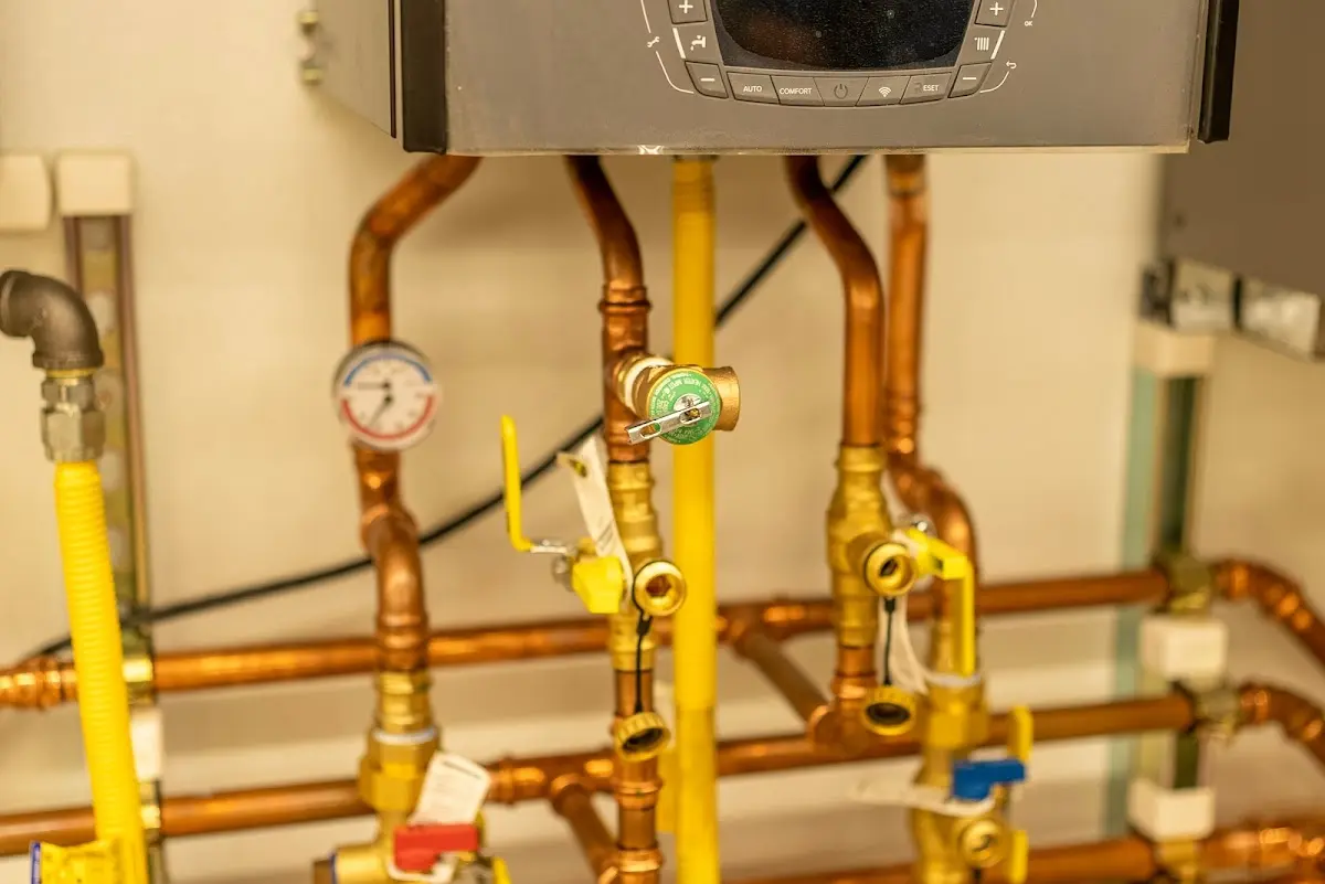 Licensed technician providing Emergency Plumbing for a homeowner in O'Hara